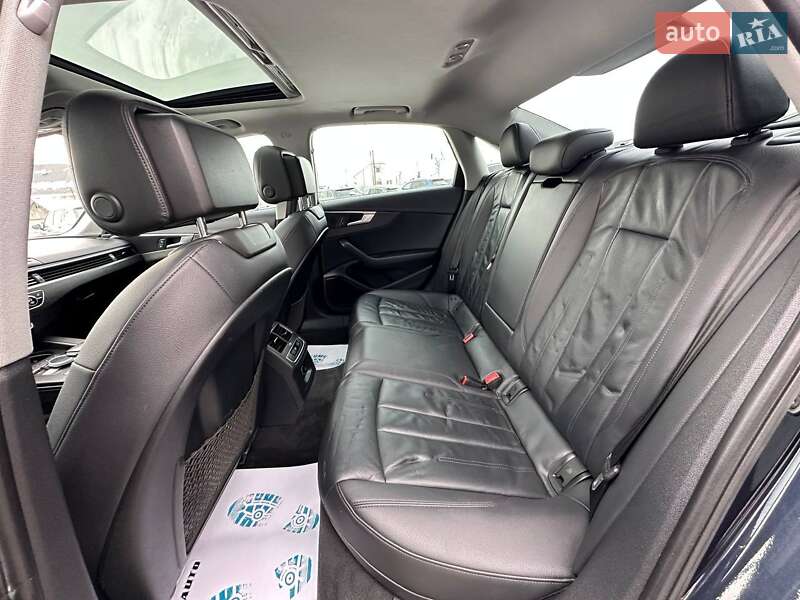 Седан Audi A4 2017 в Львові