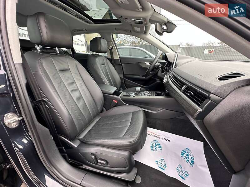 Седан Audi A4 2017 в Львові