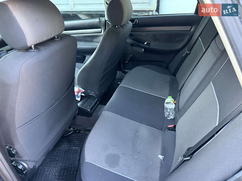 Седан Audi A4 1997 в Києві