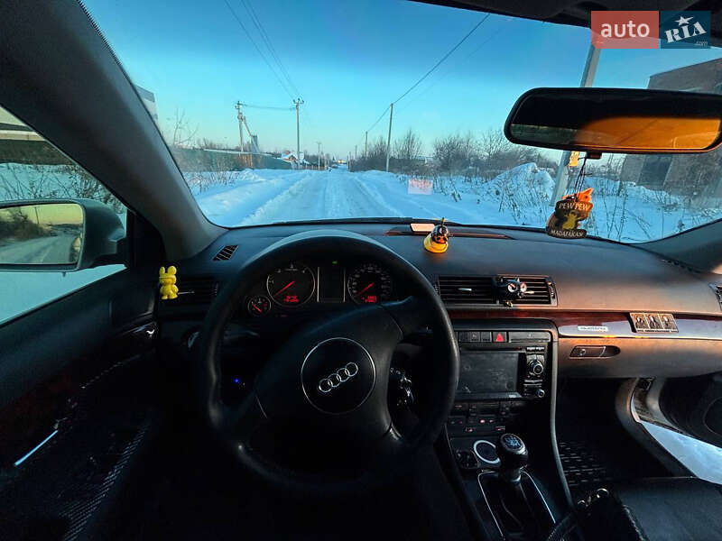 Седан Audi A4 2002 в Львове