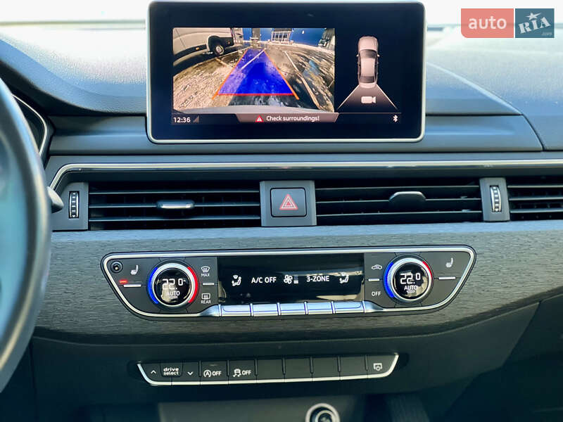 Седан Audi A4 2016 в Киеве