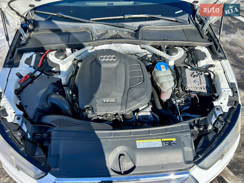 Седан Audi A4 2016 в Киеве