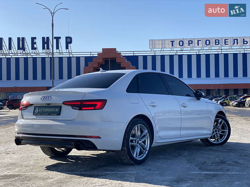 Седан Audi A4 2016 в Києві