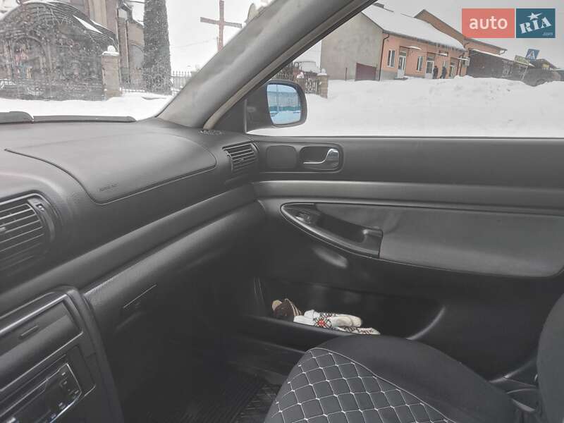 Седан Audi A4 1996 в Тернополе
