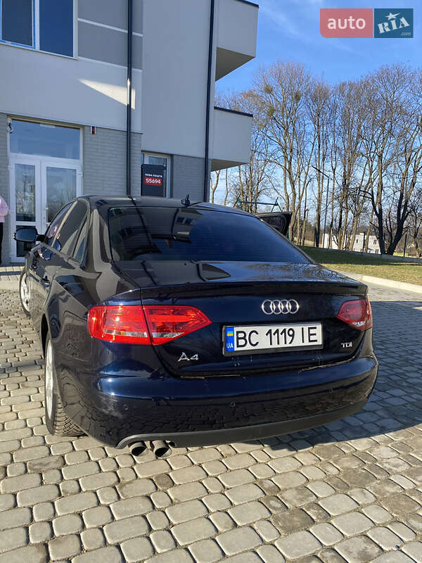 Седан Audi A4 2011 в Новояворовске фото 5 Седан Audi A4 2011 в Новояворовске