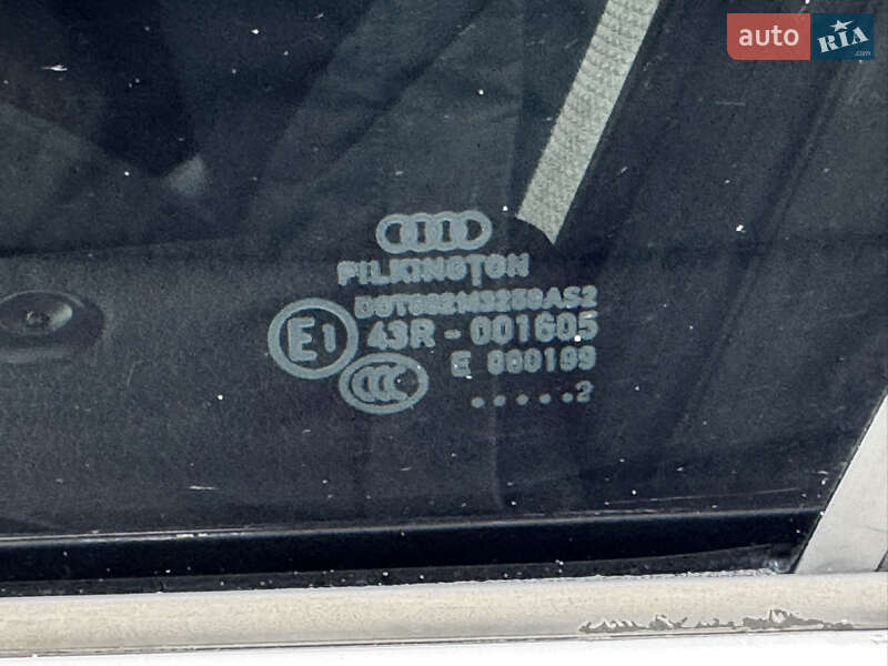 Седан Audi A4 2012 в Чернигове