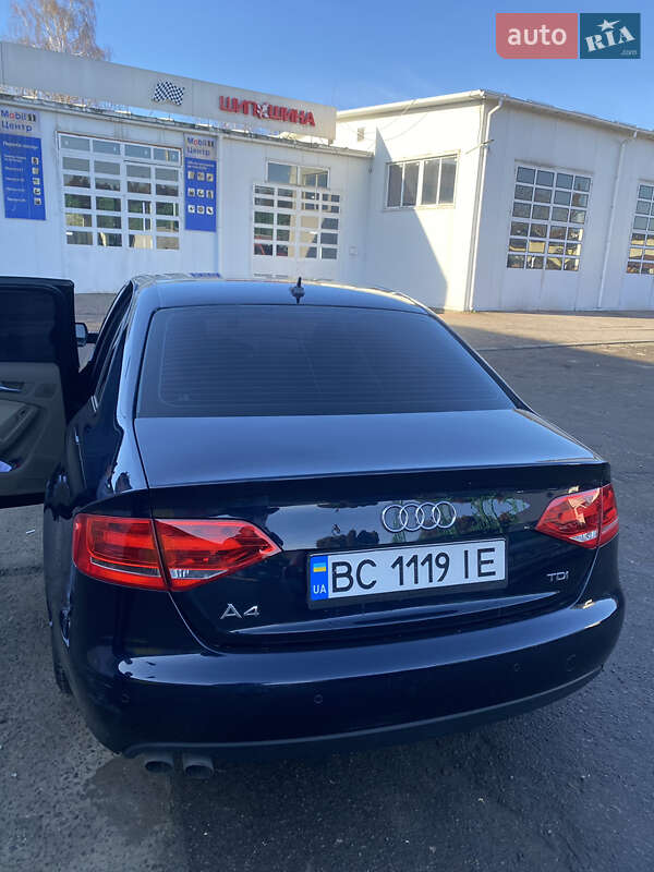 Седан Audi A4 2011 в Новояворовске фото 15 Седан Audi A4 2011 в Новояворовске
