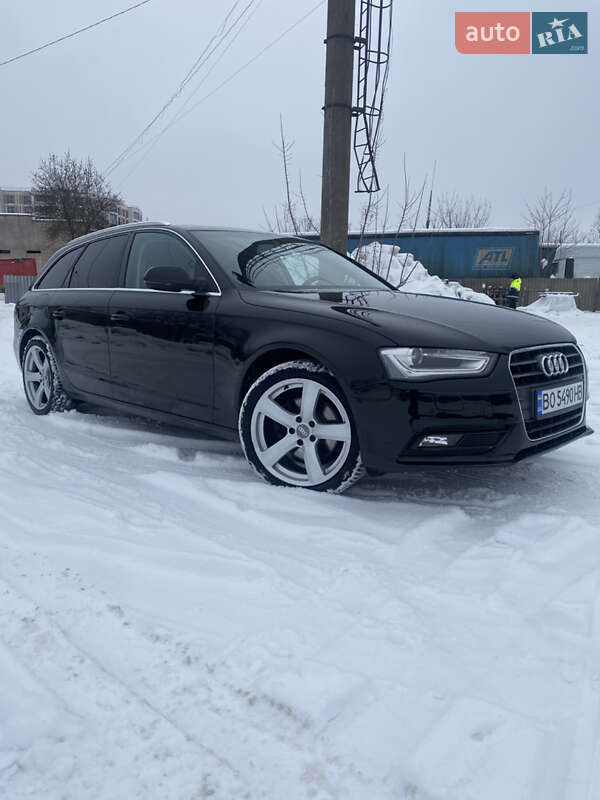 Универсал Audi A4 2012 в Тернополе