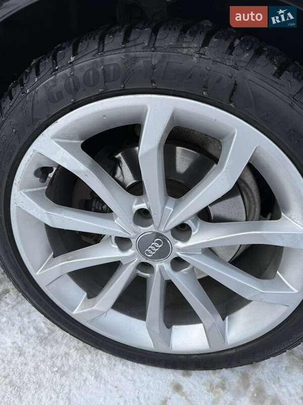 Универсал Audi A4 2017 в Луцке