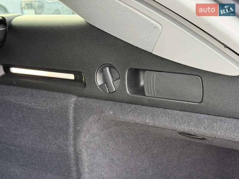 Универсал Audi A4 2017 в Луцке