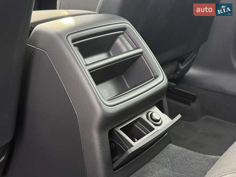 Универсал Audi A4 2017 в Луцке