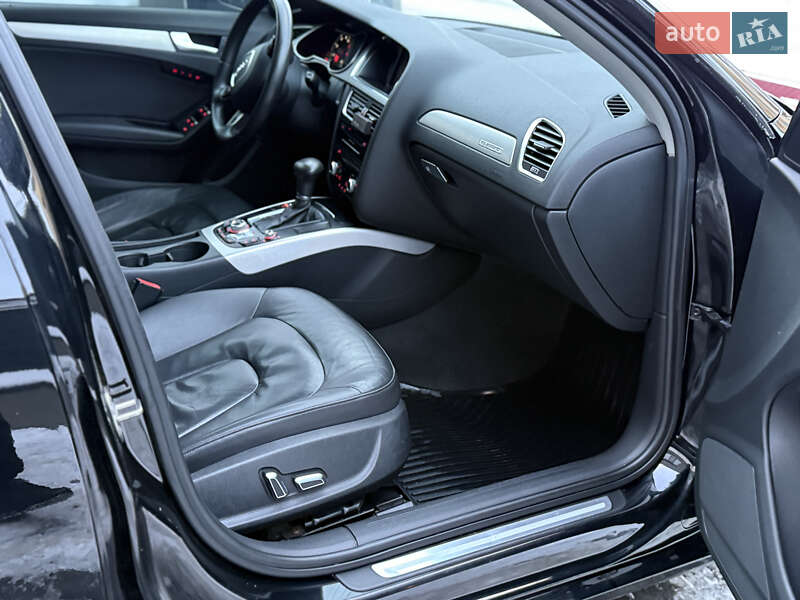 Седан Audi A4 2012 в Тернополі