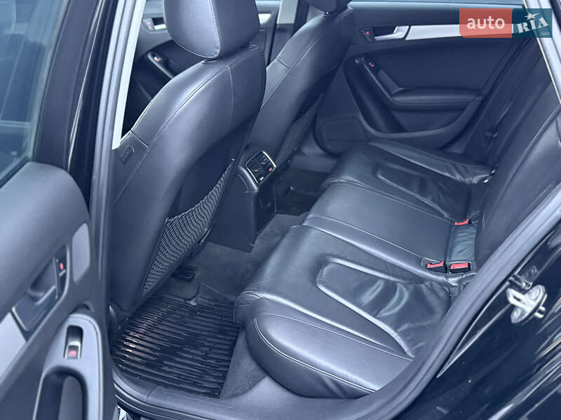 Седан Audi A4 2012 в Тернополі