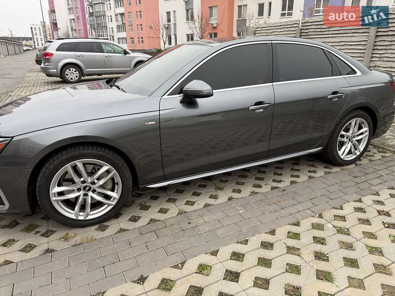 Седан Audi A4 2020 в Києві
