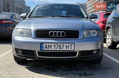 Седан Audi A4 2003 в Києві