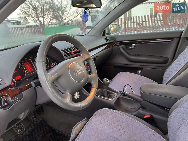 Седан Audi A4 2002 в Полтаве