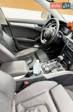 Седан Audi A4 2012 в Чернигове