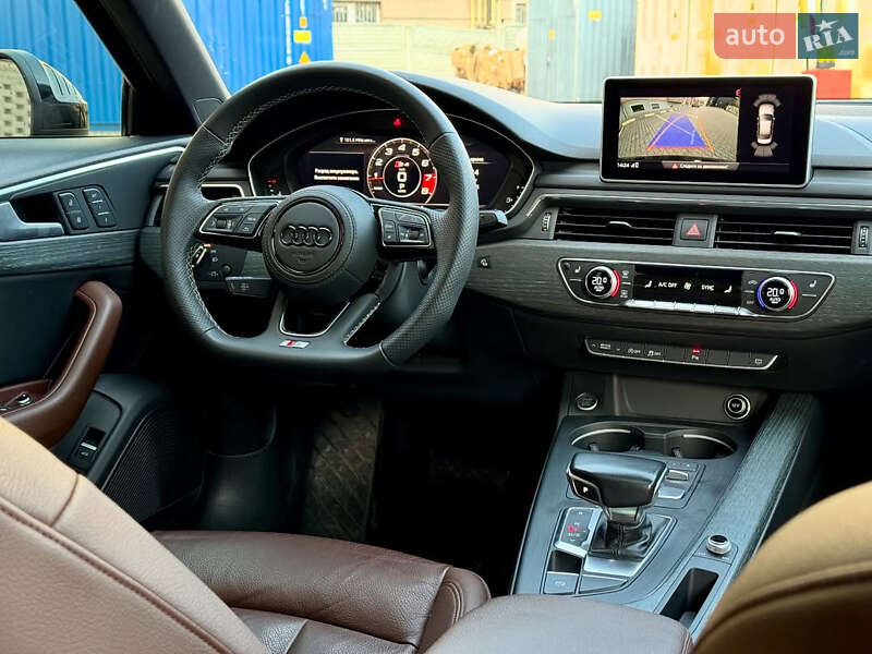 Седан Audi A4 2017 в Киеве