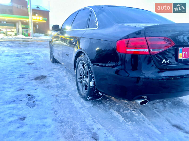 Седан Audi A4 2011 в Тернополі