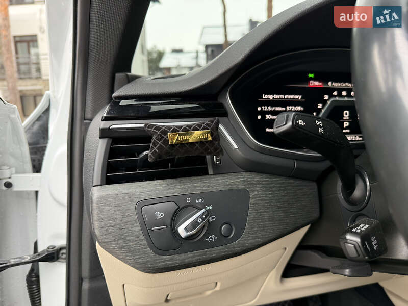 Седан Audi A4 2022 в Києві фото 21 Седан Audi A4 2022 в Києві