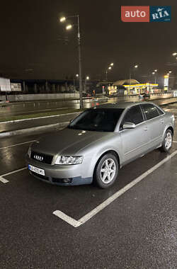 Седан Audi A4 2003 в Києві