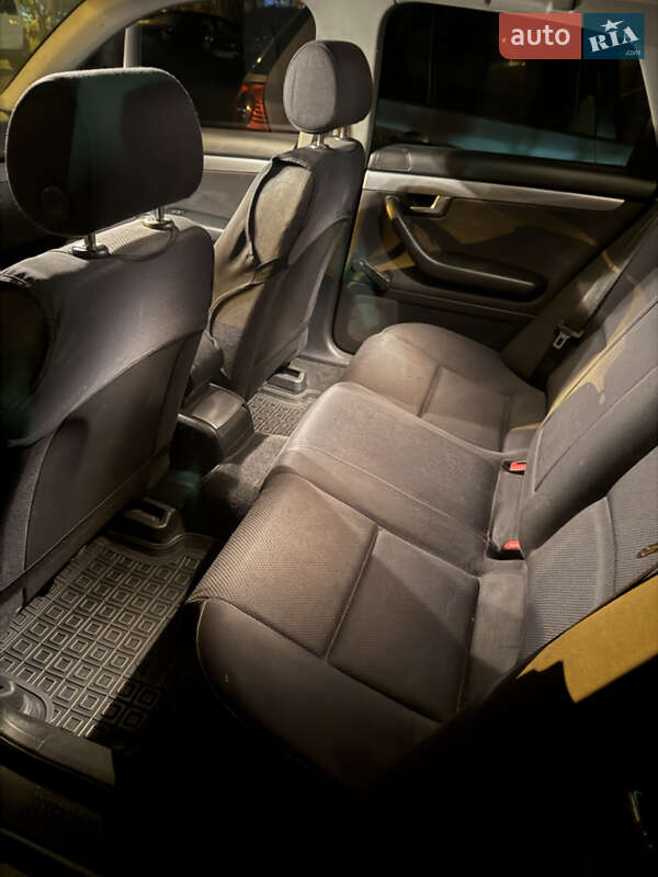 Седан Audi A4 2003 в Киеве