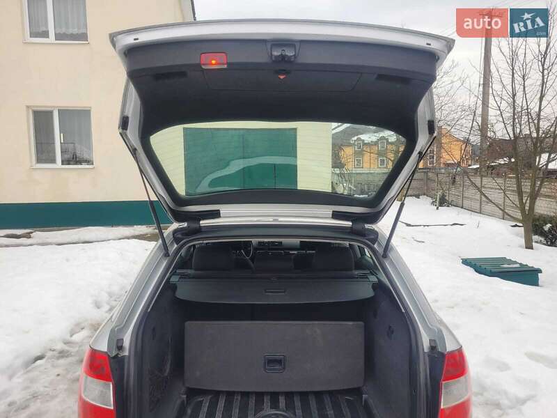 Универсал Audi A4 2002 в Костополе фото 27 Универсал Audi A4 2002 в Костополе