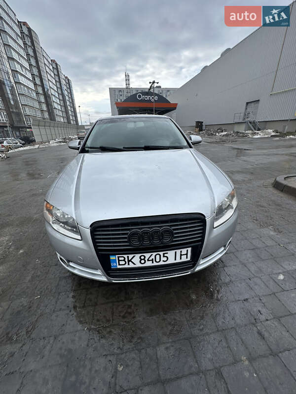 Audi A4 2004 Audi A4 2004