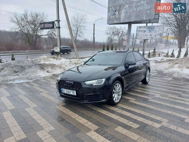 Седан Audi A4 2016 в Львове