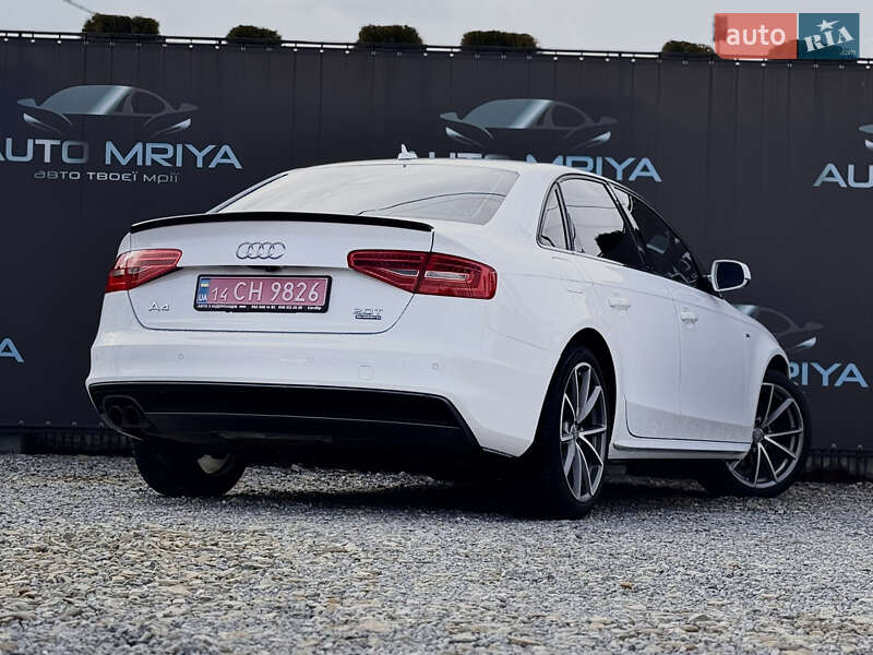 Седан Audi A4 2016 в Самборі