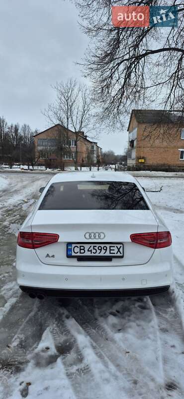 Седан Audi A4 2015 в Бахмаче