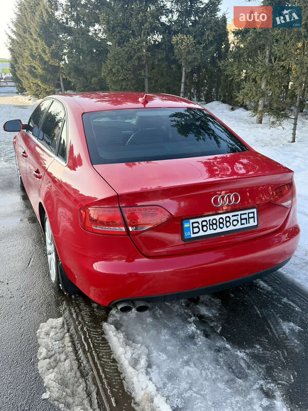 Седан Audi A4 2012 в Тернополі