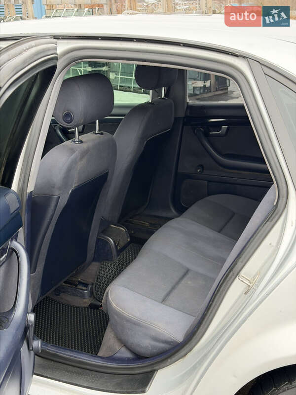 Седан Audi A4 2002 в Києві фото 12 Седан Audi A4 2002 в Києві