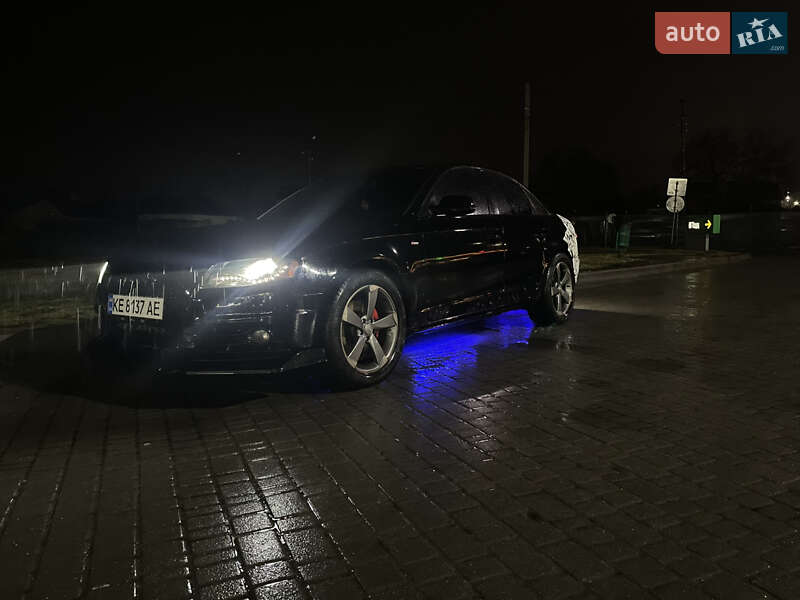 Седан Audi A4 2012 в Кропивницком