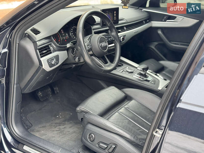 Седан Audi A4 2018 в Вінниці