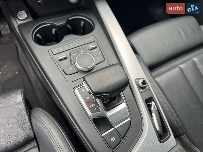 Седан Audi A4 2018 в Вінниці