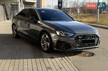 Седан Audi A4 2021 в Киеве