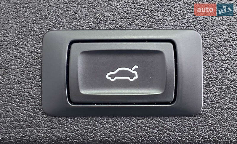 Универсал Audi A4 2018 в Львове