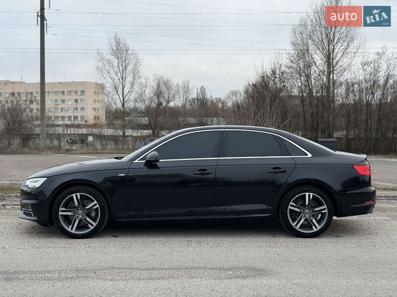 Седан Audi A4 2016 в Полтаві