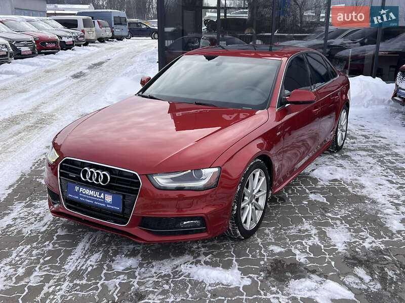 Седан Audi A4 2014 в Нововолынске
