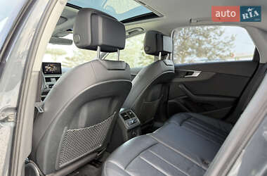Седан Audi A4 2019 в Львові