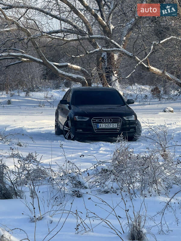 Audi A4 2012