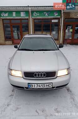Седан Audi A4 1994 в Кременчуці