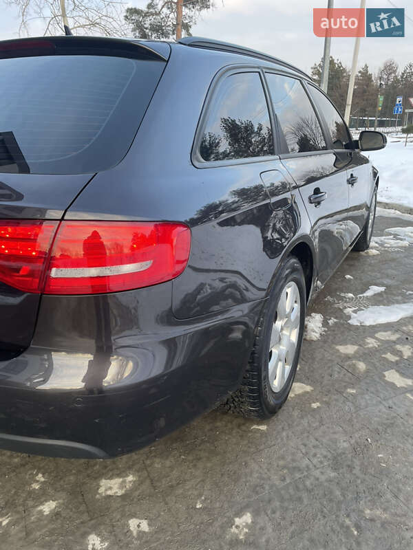 Универсал Audi A4 2010 в Новояворовске фото 8 Универсал Audi A4 2010 в Новояворовске
