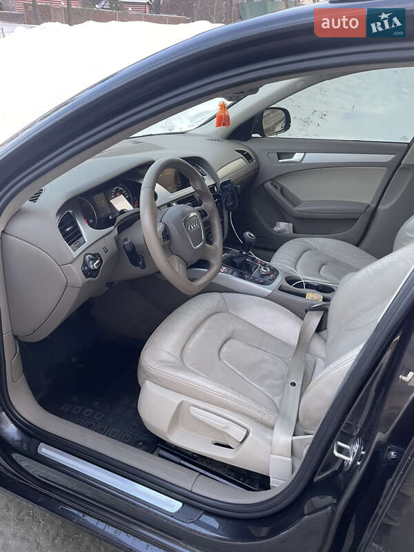 Универсал Audi A4 2010 в Новояворовске фото 11 Универсал Audi A4 2010 в Новояворовске