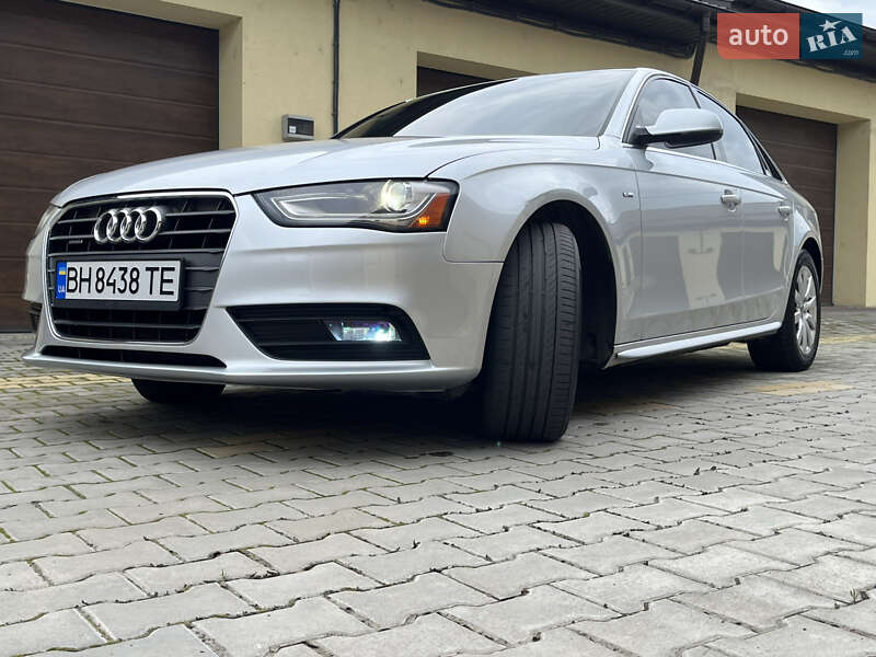 Седан Audi A4 2013 в Ізмаїлі