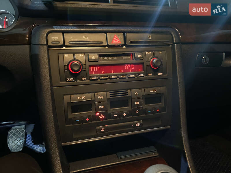 Седан Audi A4 2001 в Києві фото 15 Седан Audi A4 2001 в Києві