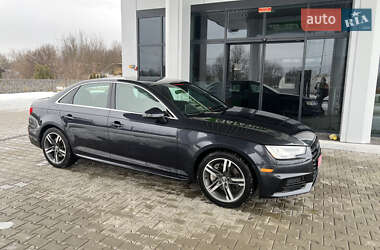 Седан Audi A4 2016 в Калиновке