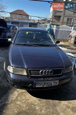 Седан Audi A4 1996 в Одесі