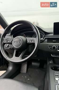 Седан Audi A4 2016 в Черновцах
